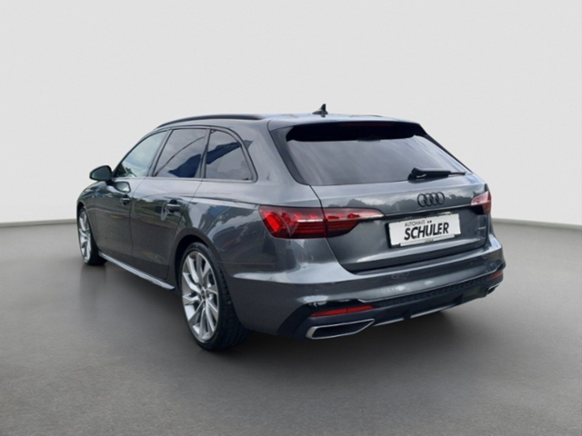Audi A4 Avant S line