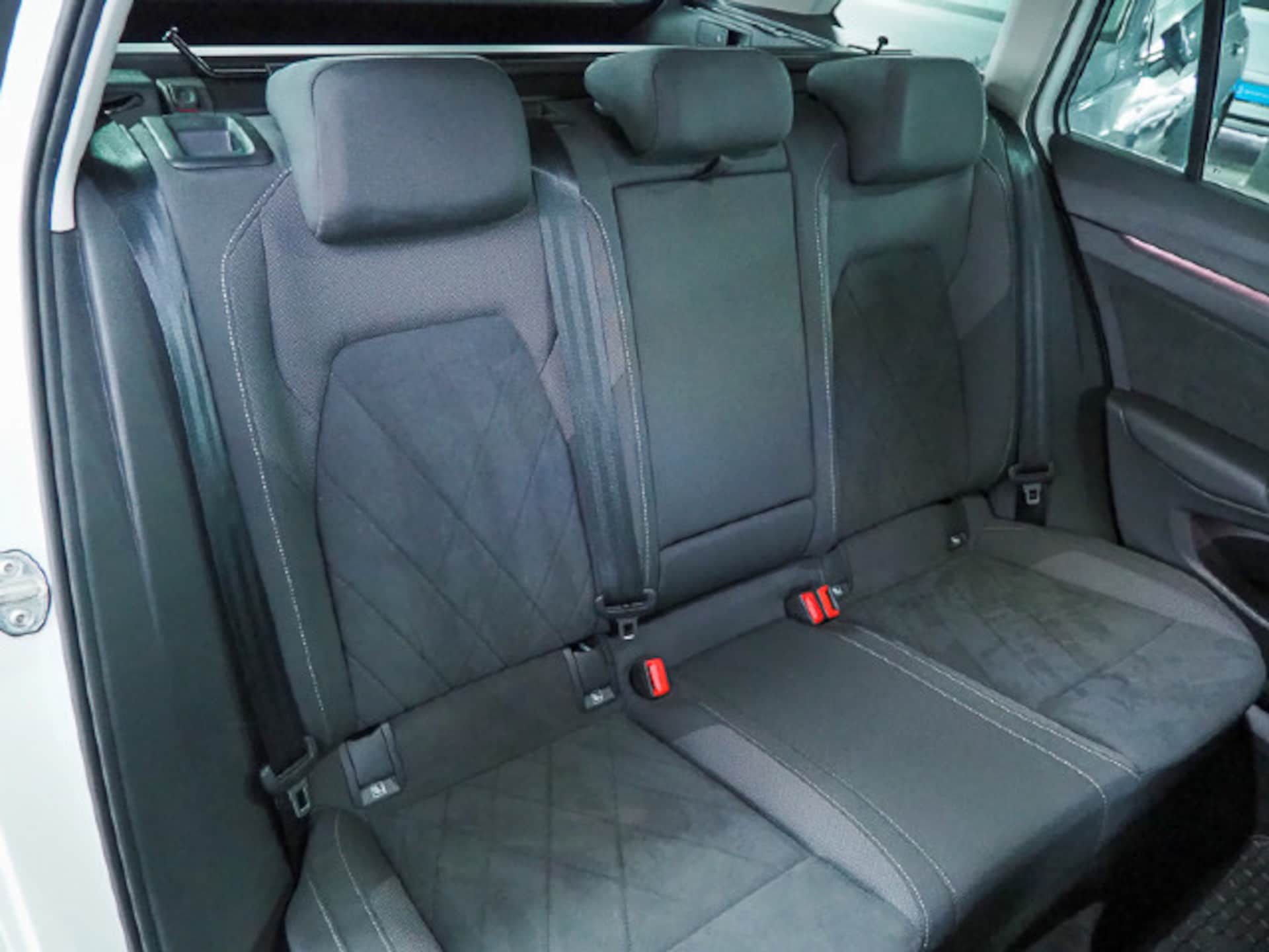 Volkswagen Golf Variant Style