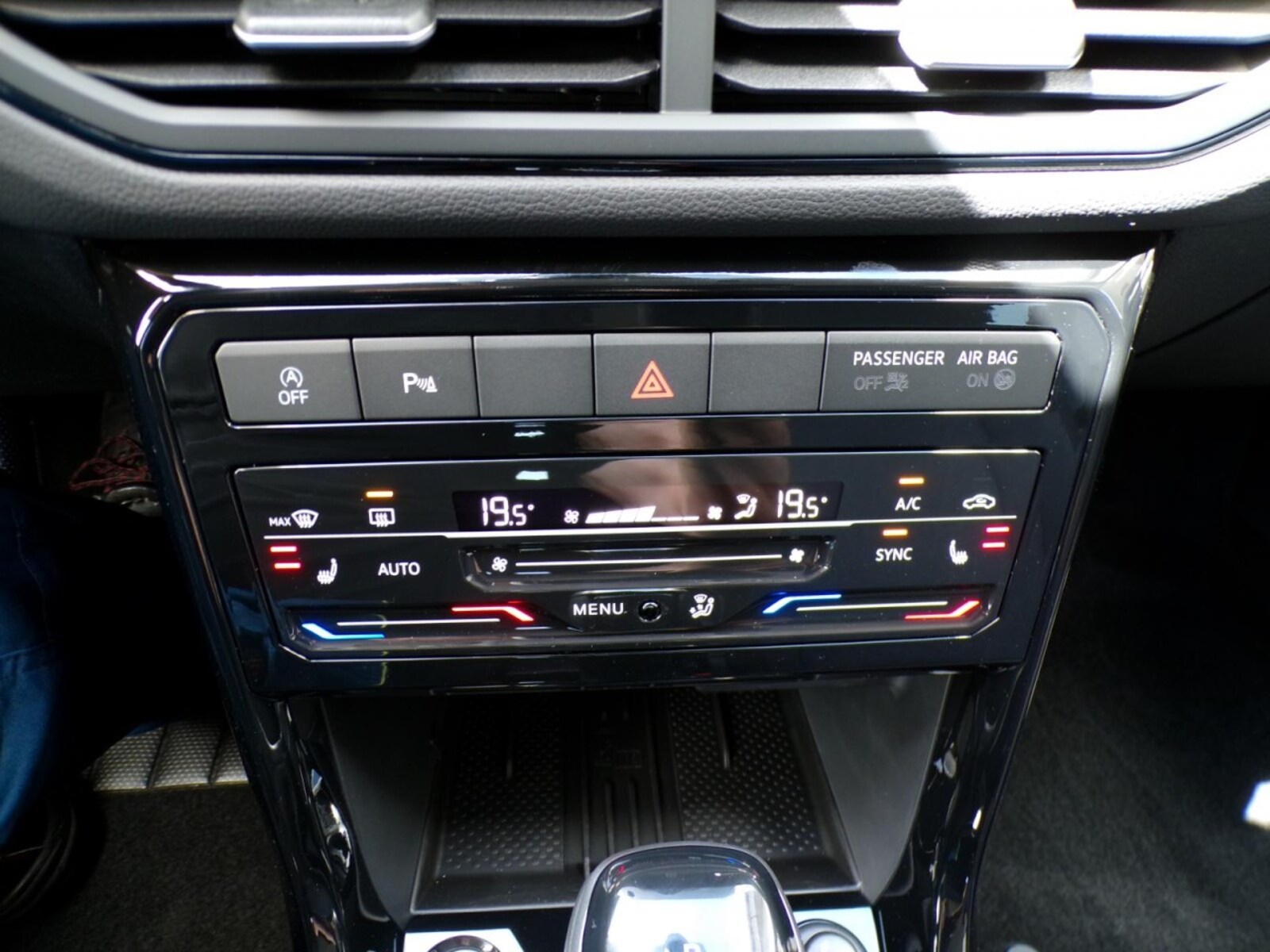 Volkswagen T-Cross – Bild 14