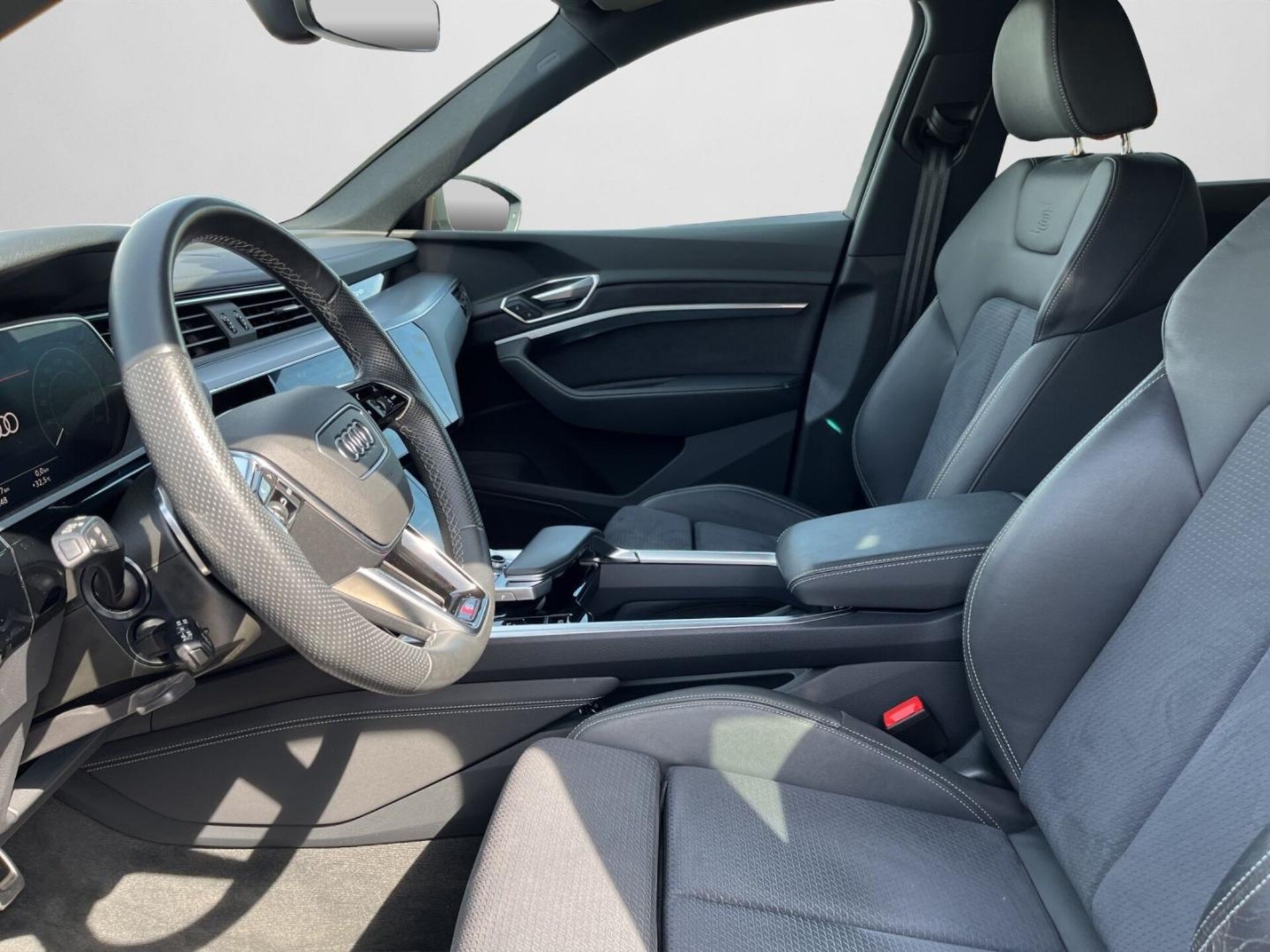 Audi Q8 Sportback e-tron Advanced