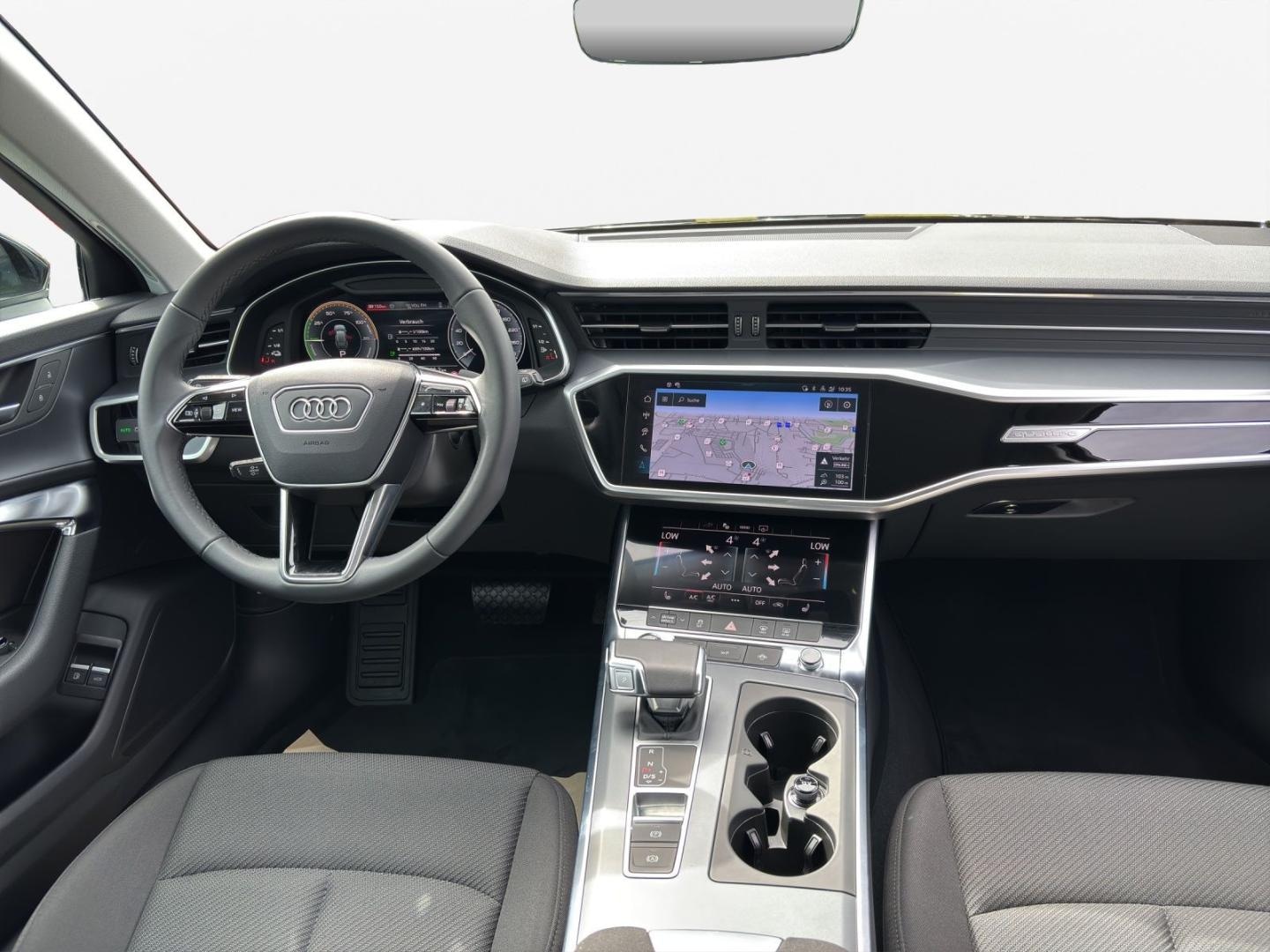 Bild über Audi A6 Avant TFSI e advanced 50 TFSI e quattro S tronic - für weitere Informationen kontaktieren Sie den Audi Partner