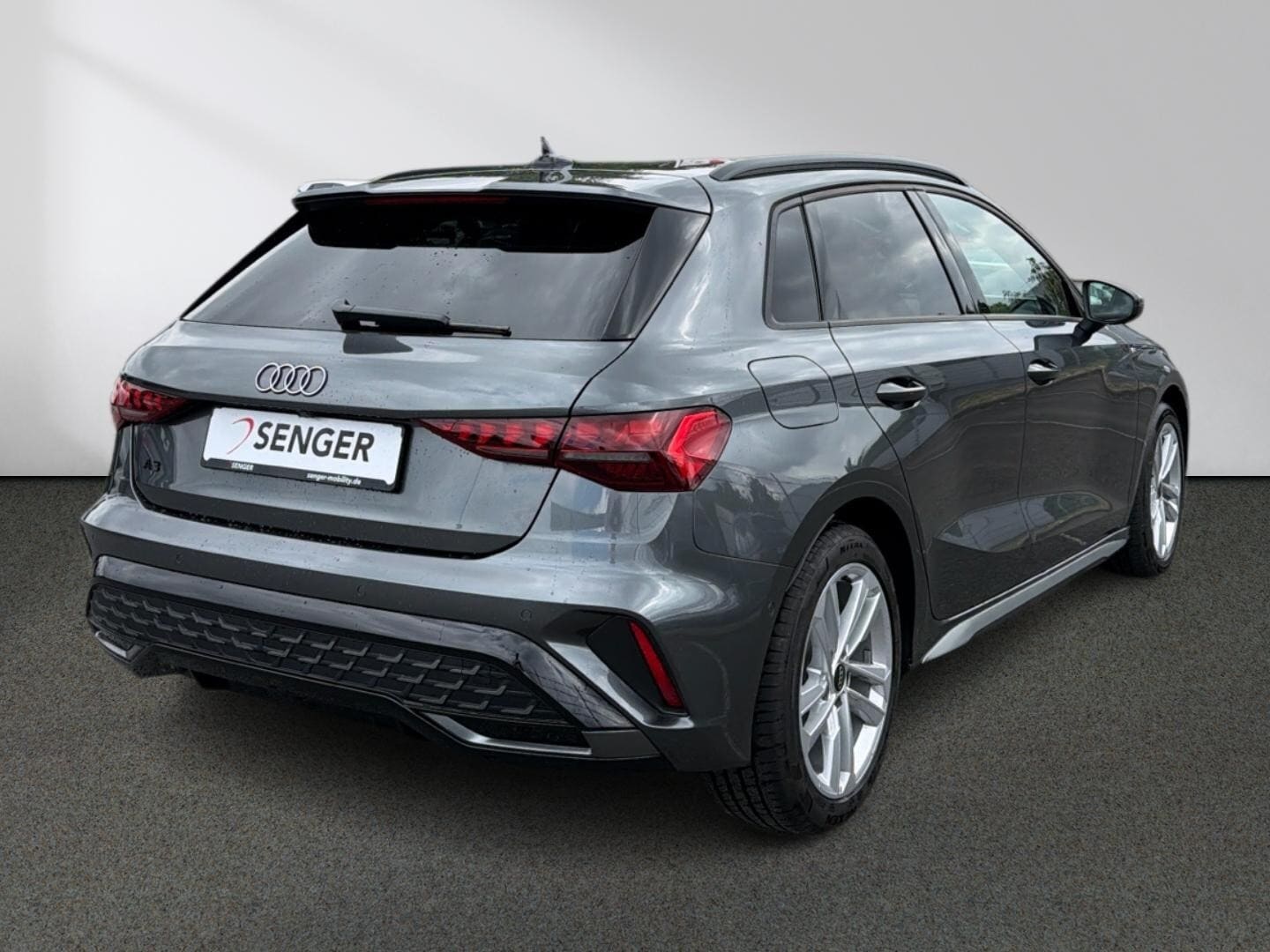 Bild über Audi A3 Sportback S line 30 TFSI S tronic - für weitere Informationen kontaktieren Sie den Audi Partner