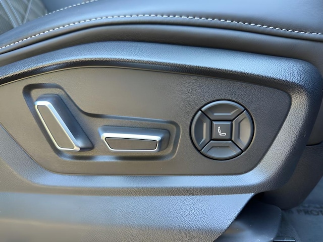 2026 Audi SQ8 Prestige - Photo 40
