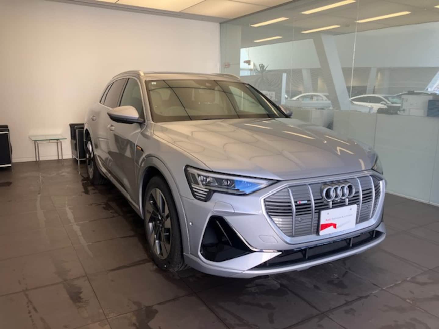 Audi e-tron 55 quattro S line 300,00 kW for more details contact your dealer