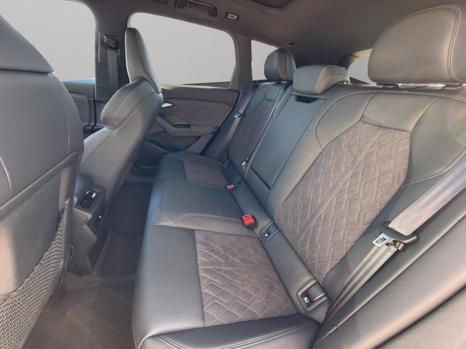 Audi Q6 e-tron – Bild 15