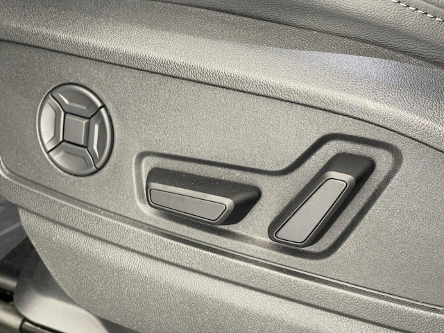 2025 Audi Q5 Premium - Photo 22