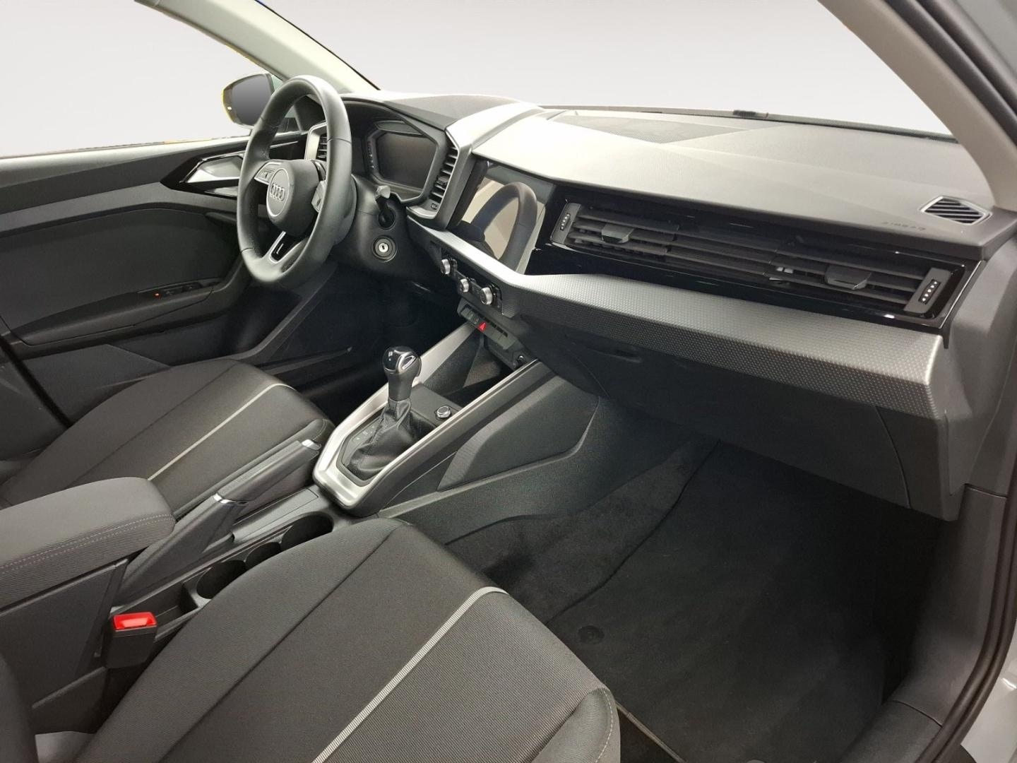Bild über Audi A1 Sportback advanced 30 TFSI S tronic - für weitere Informationen kontaktieren Sie den Audi Partner