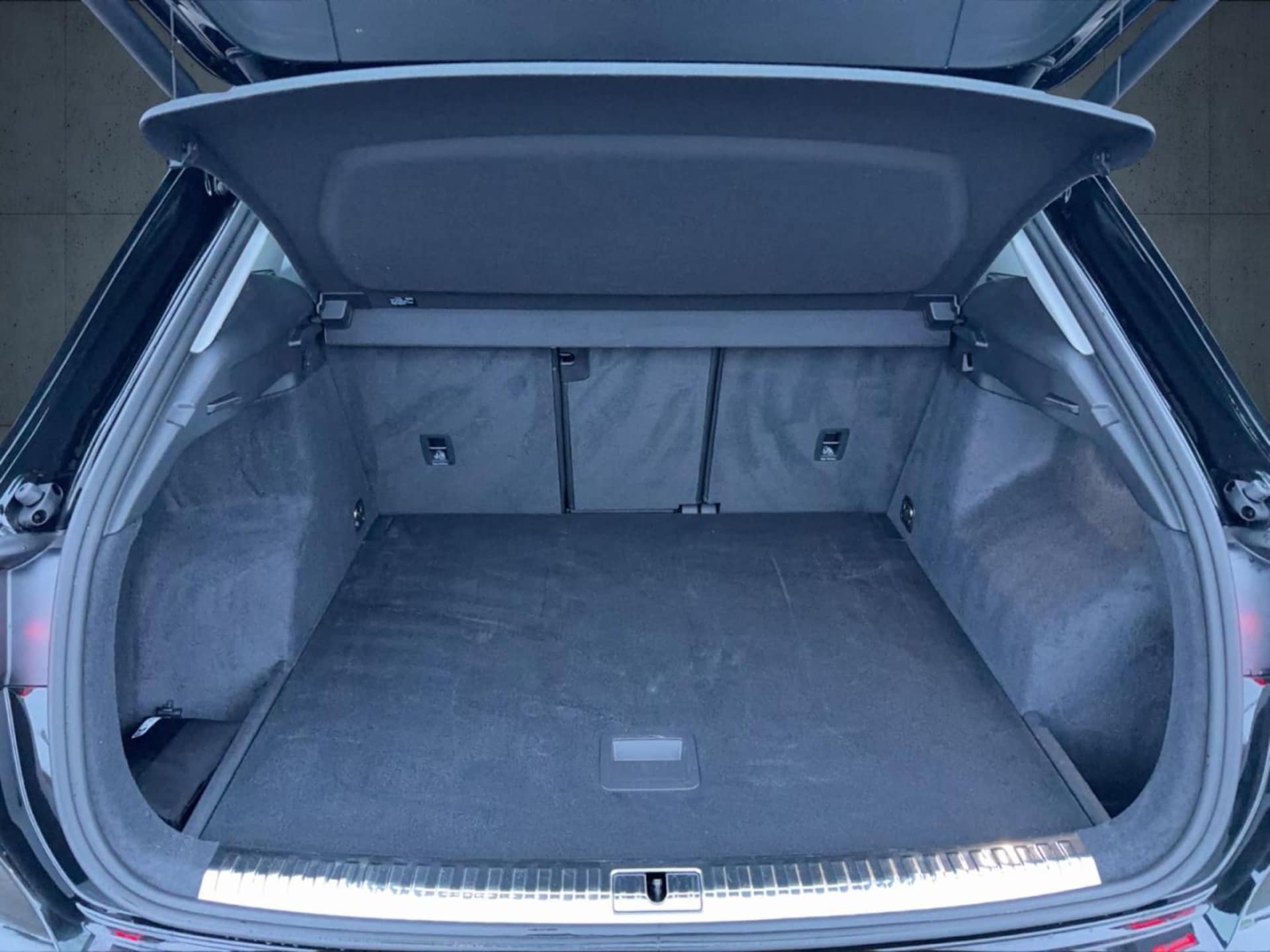 Audi Q3 SUV advanced