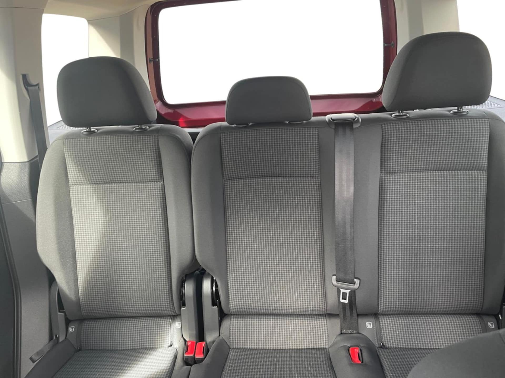Volkswagen Caddy Basis-Modell