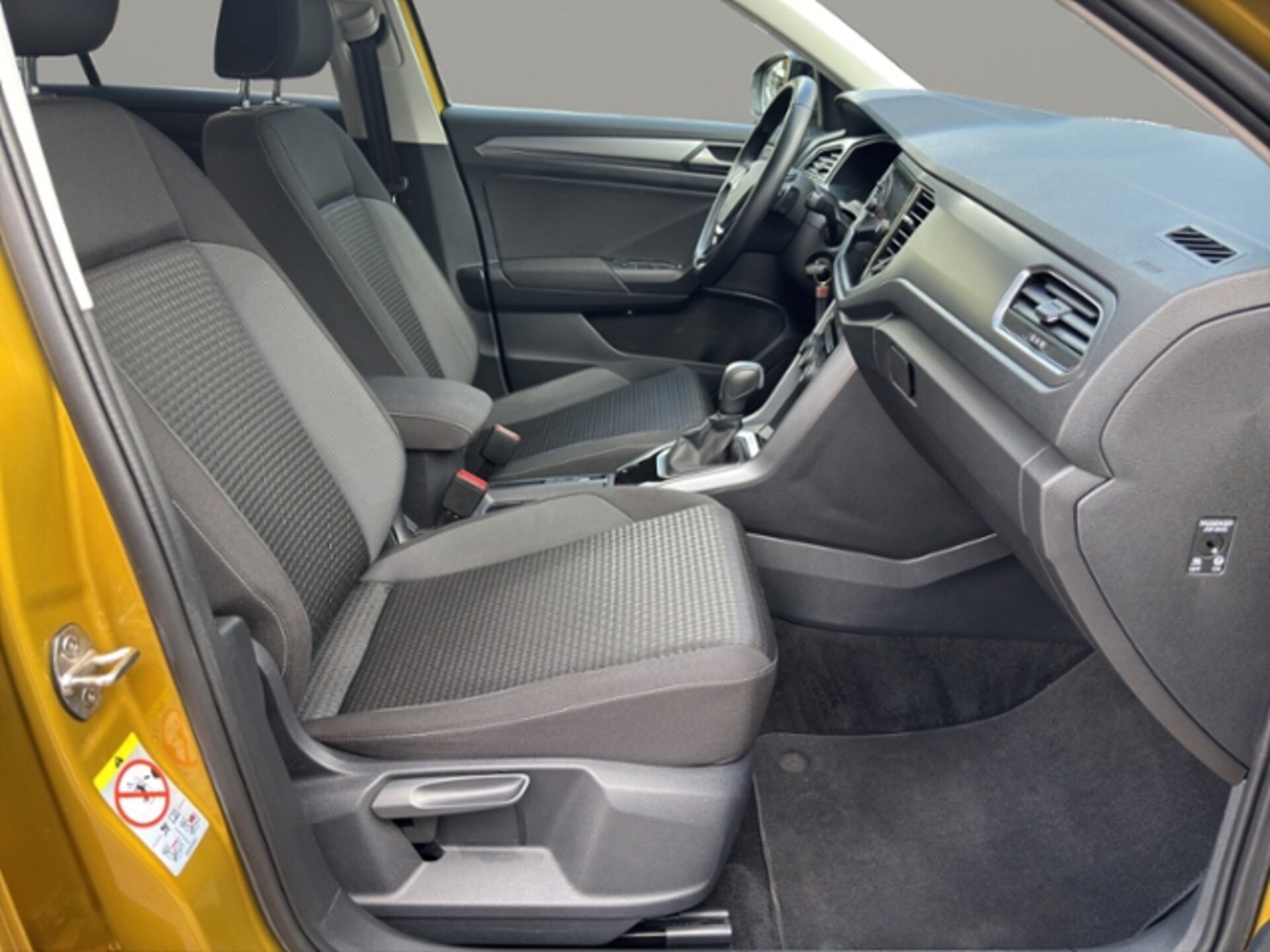 Volkswagen T-Roc Active