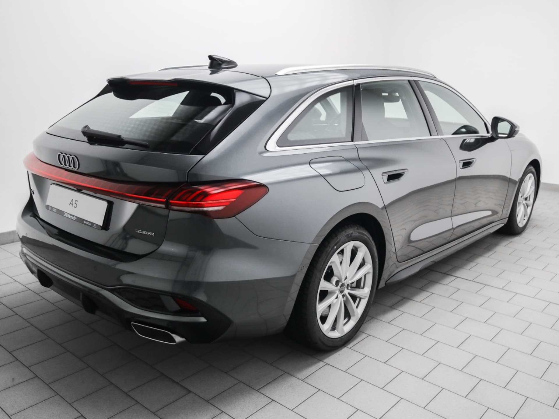 Audi A5 Avant e-hybrid