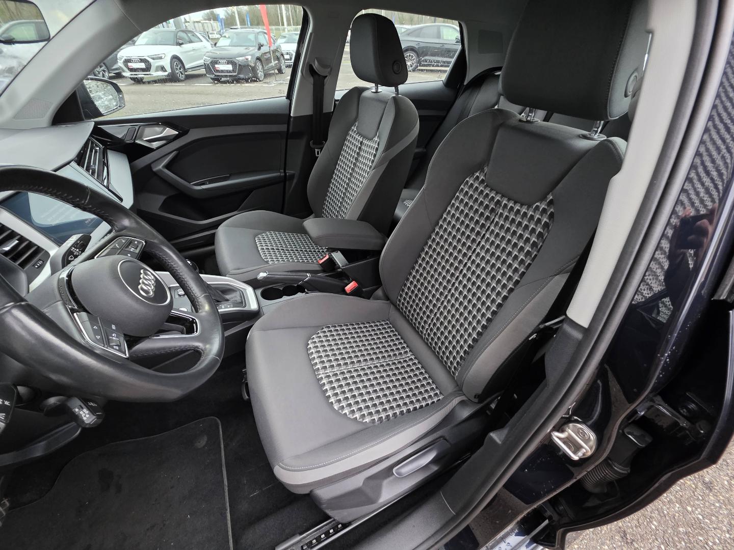 Image about Audi A1 citycarver Design Luxe 30 TFSI 85 kW (116 ch) S tronic