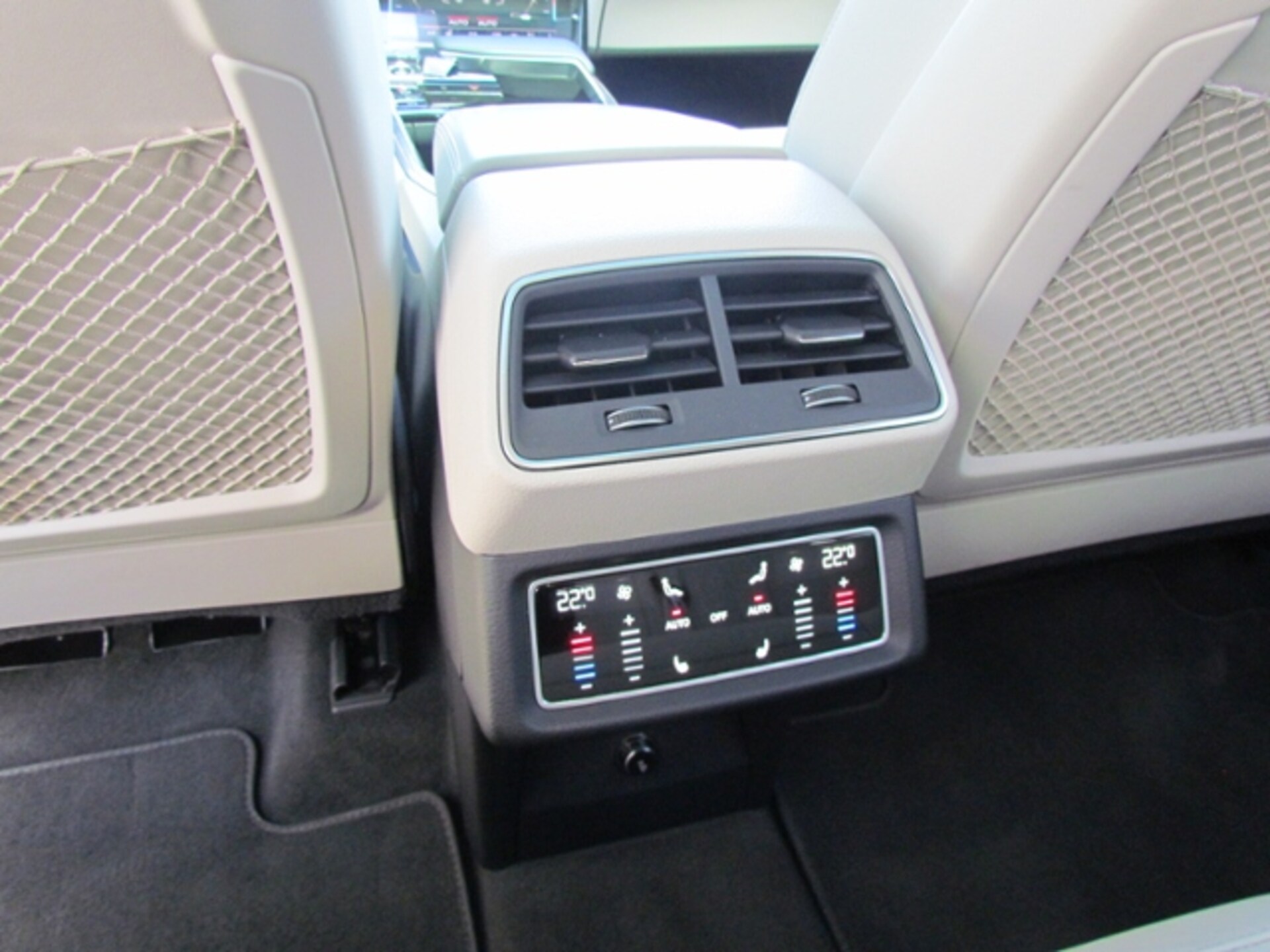 Audi e-tron advanced