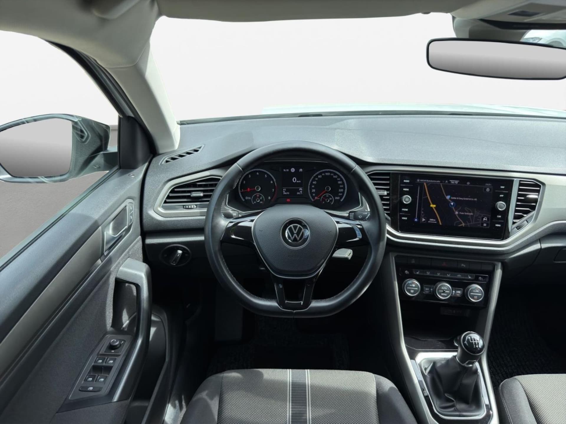 Volkswagen T-Roc Style