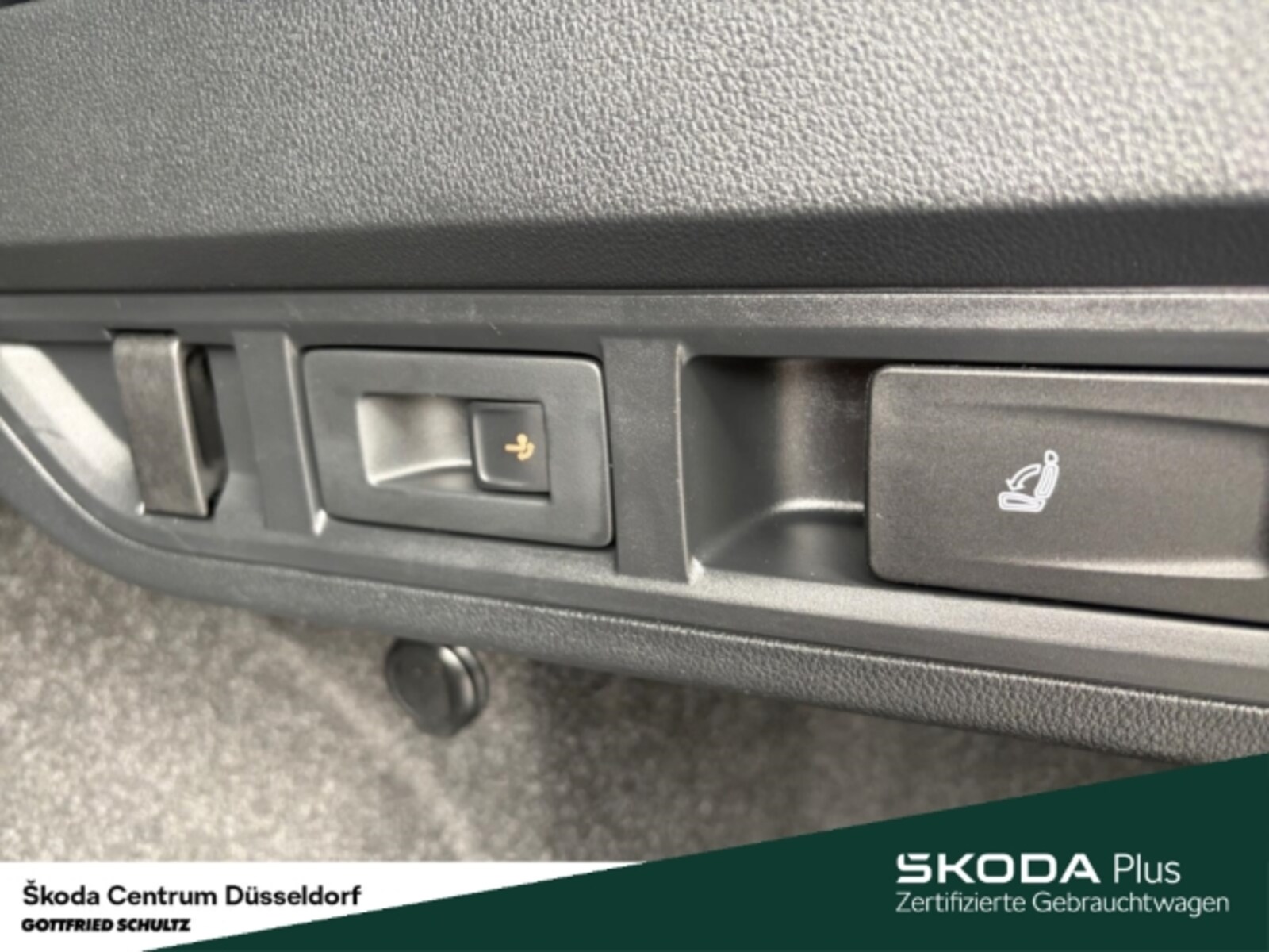 Škoda Octavia Combi – Bild 10