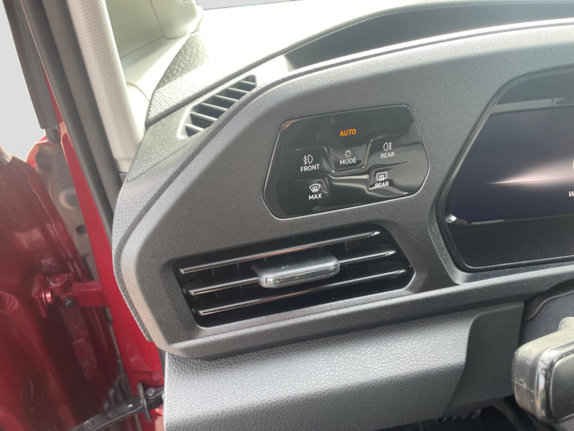 Volkswagen Caddy Basis-Modell
