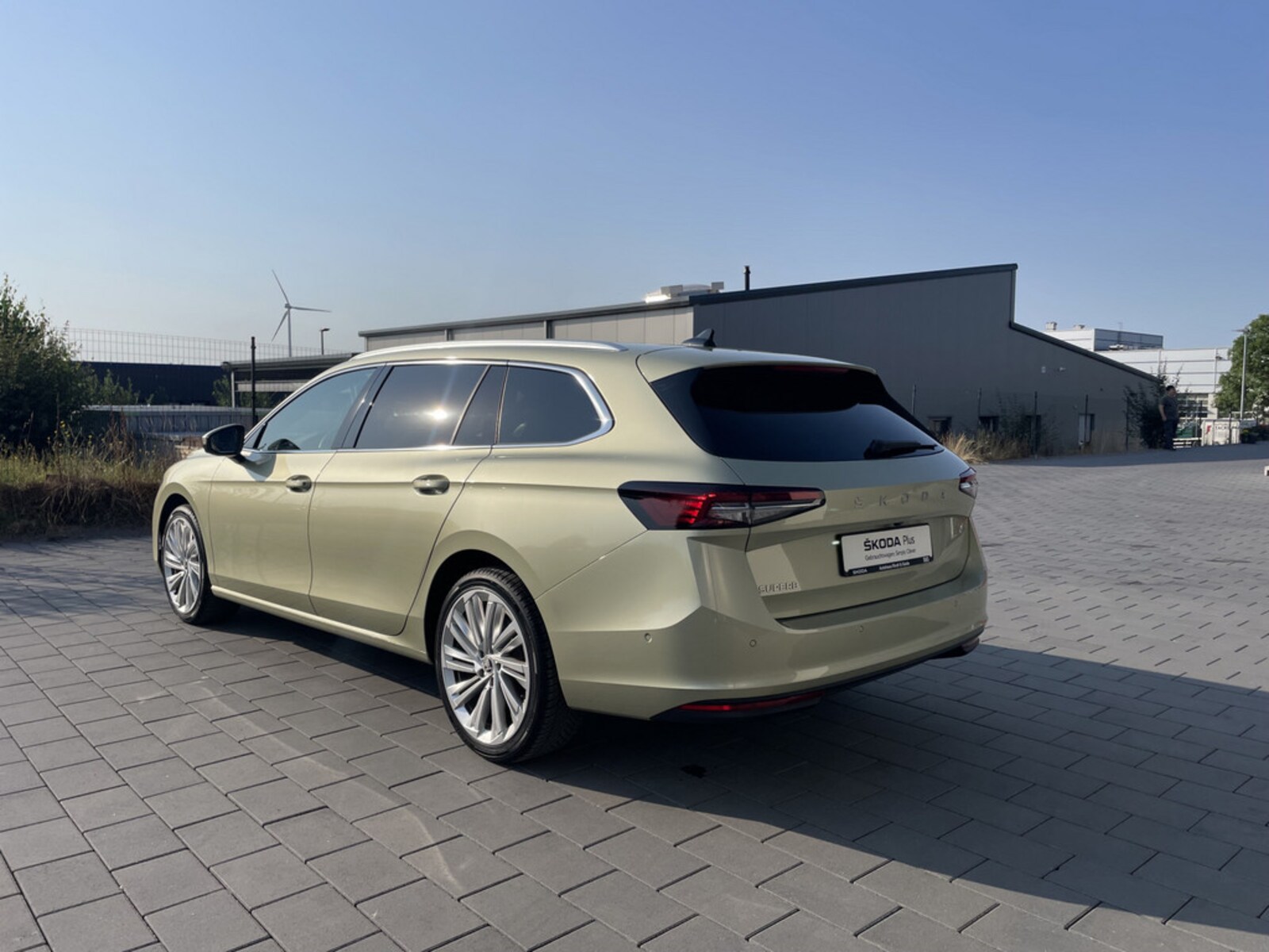 Škoda Superb Combi – Bild 8