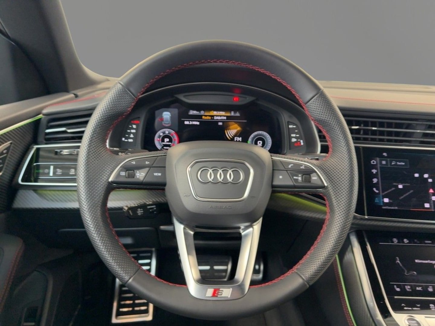 Bild über Audi Q8 SUV 50 TDI quattro tiptronic - für weitere Informationen kontaktieren Sie den Audi Partner