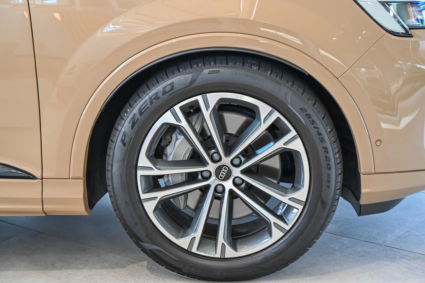 Image about Audi Q7 45 TDI quattro tiptronic