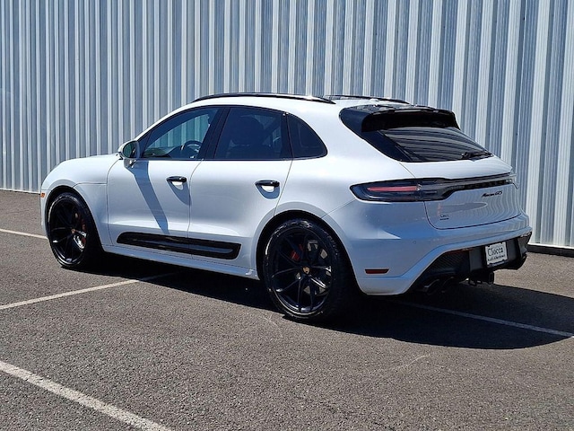 2022 Porsche Macan