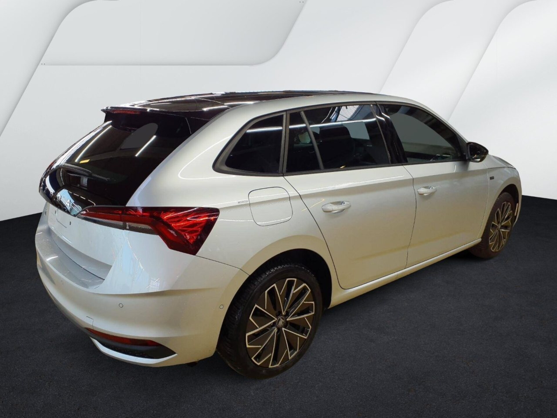 Skoda Scala Tour