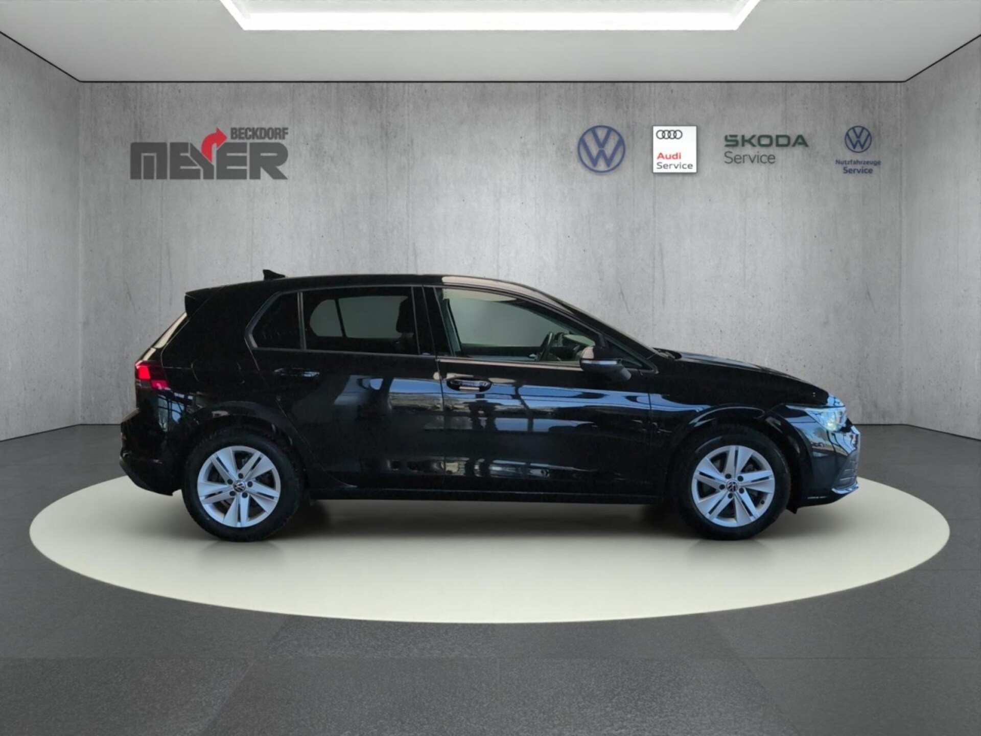 Volkswagen Golf Life
