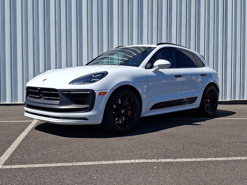 2022 Porsche Macan