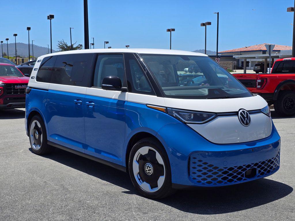 2025 Volkswagen ID. Buzz Pro S Plus 4Motion Two-Tone's photo