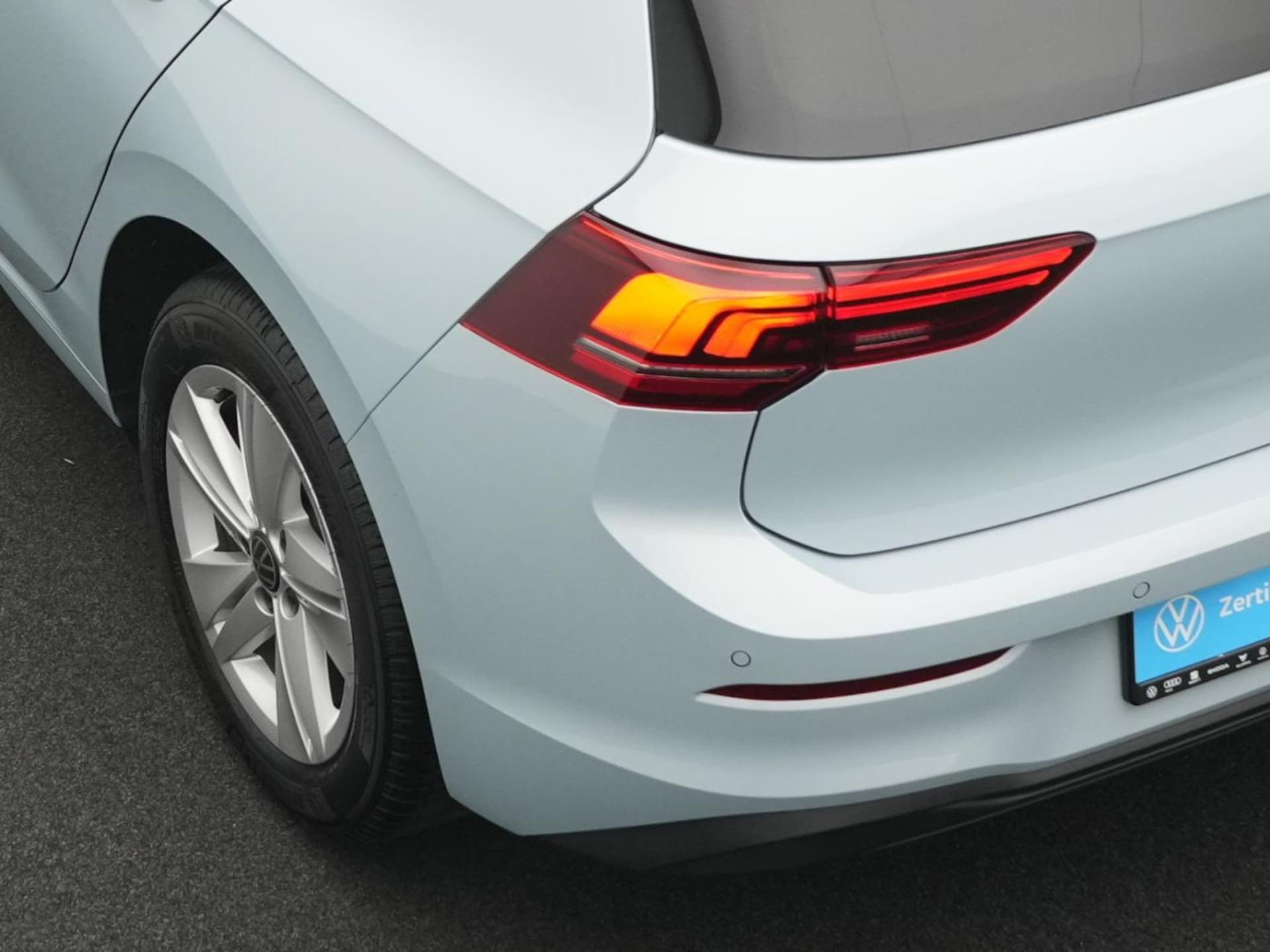 Volkswagen Golf Life