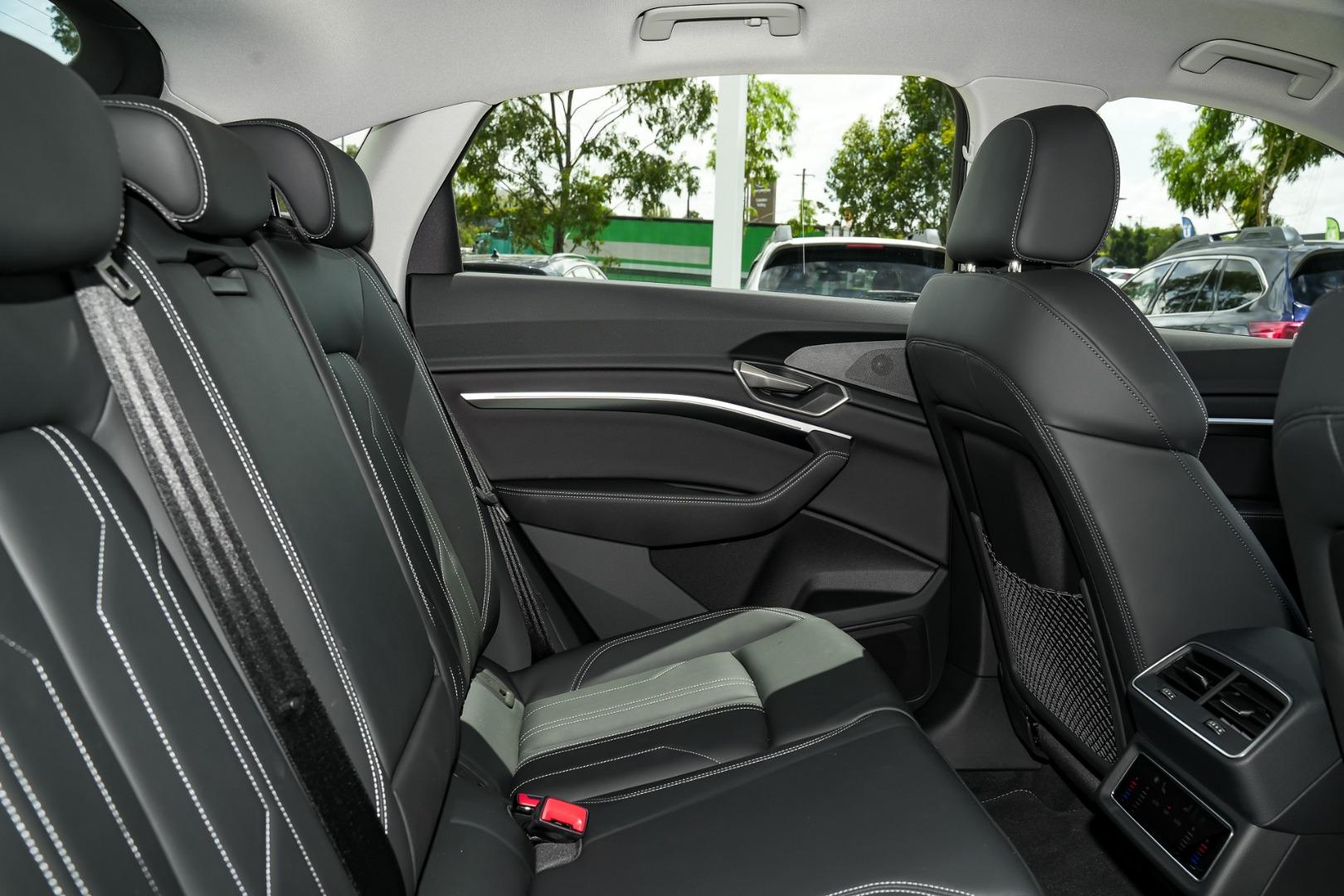 Audi Q8 Sportback e-tron