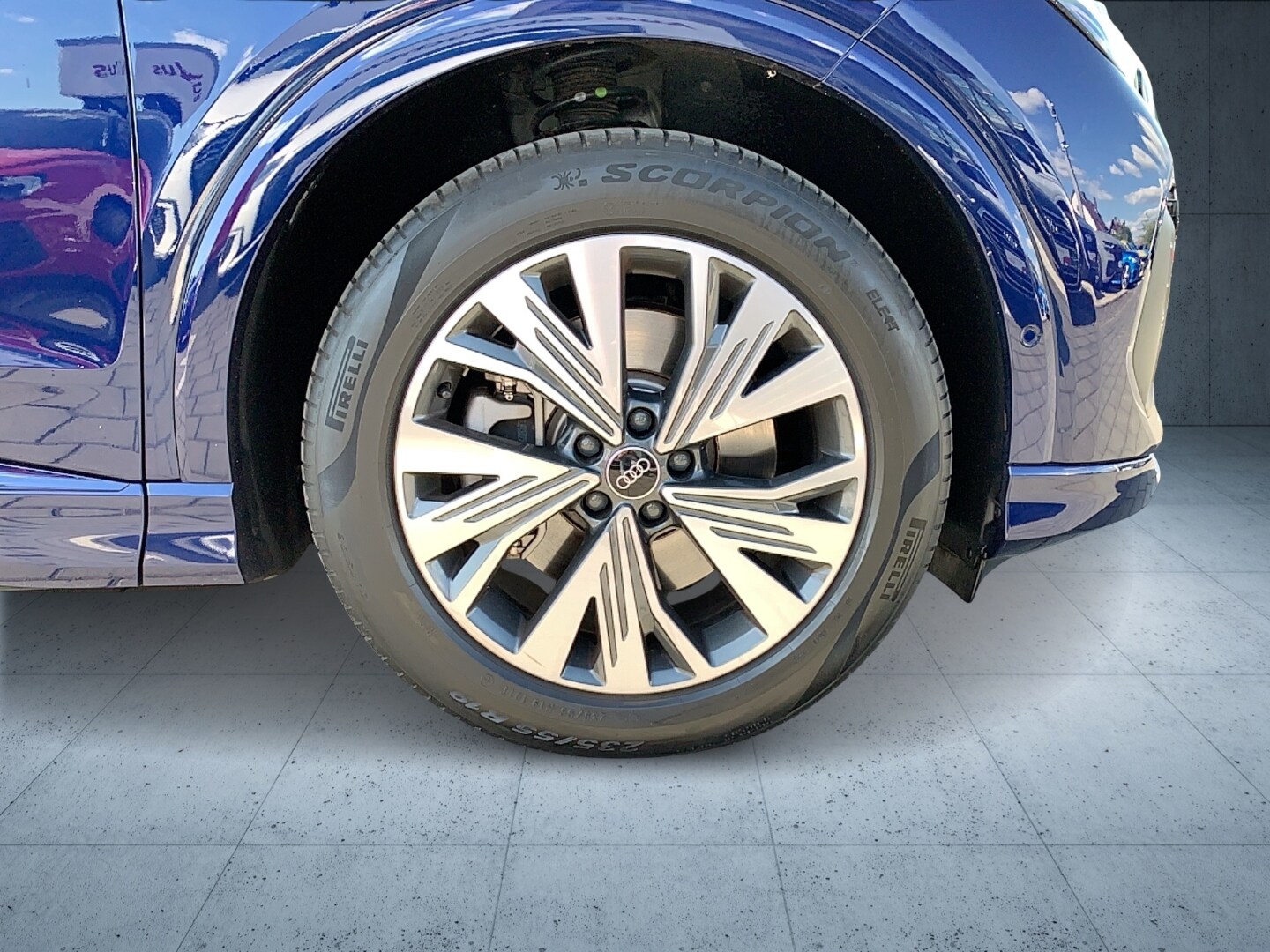 Image about Audi Q4 e-tron 40 e-tron