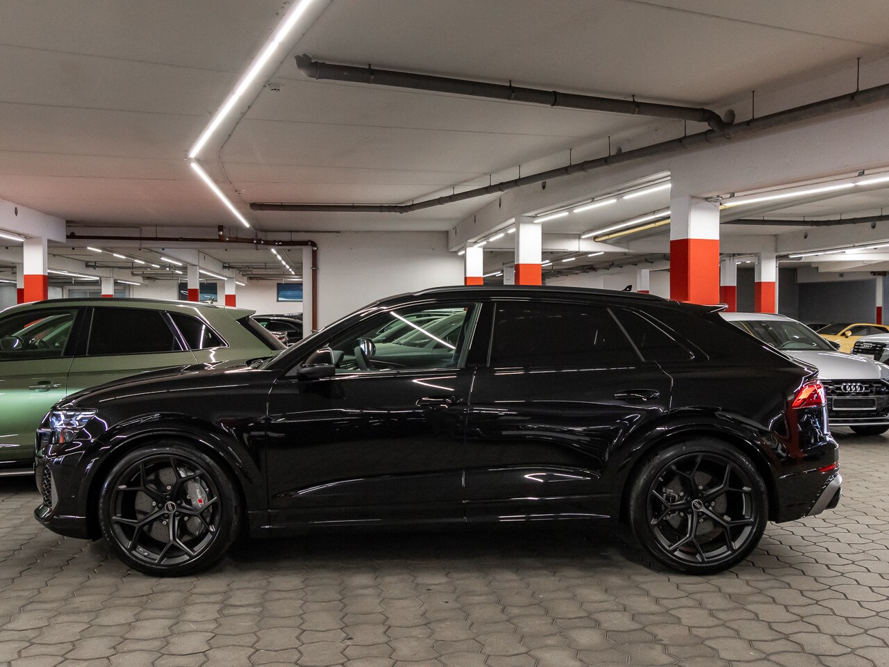 Image about Audi RS Q8 SUV RS Q8 SUV performance 471(640) kW(PS) tiptronic
