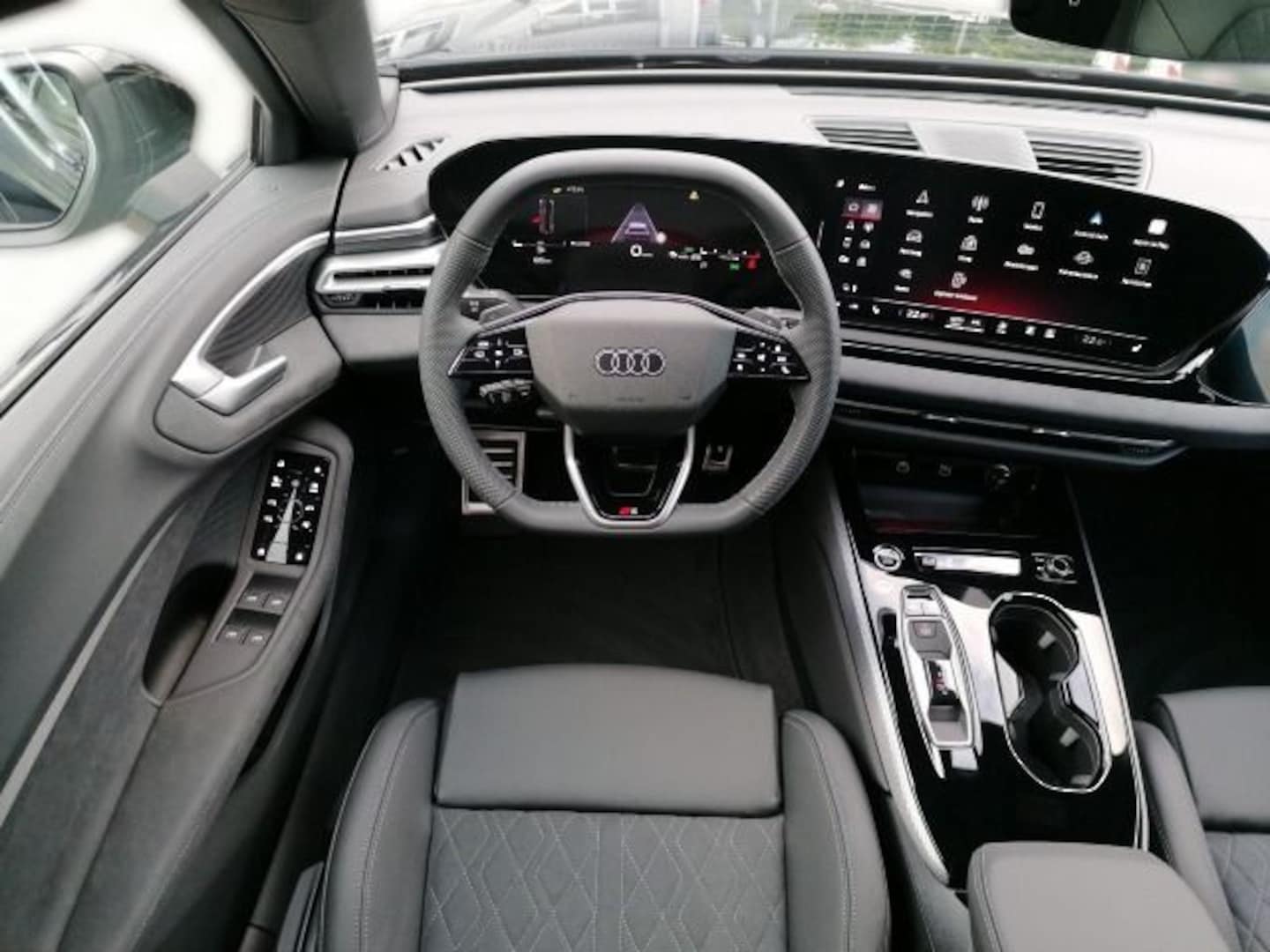 Bild über Audi A5 Avant TFSI quattro S tronic - für weitere Informationen kontaktieren Sie den Audi Partner