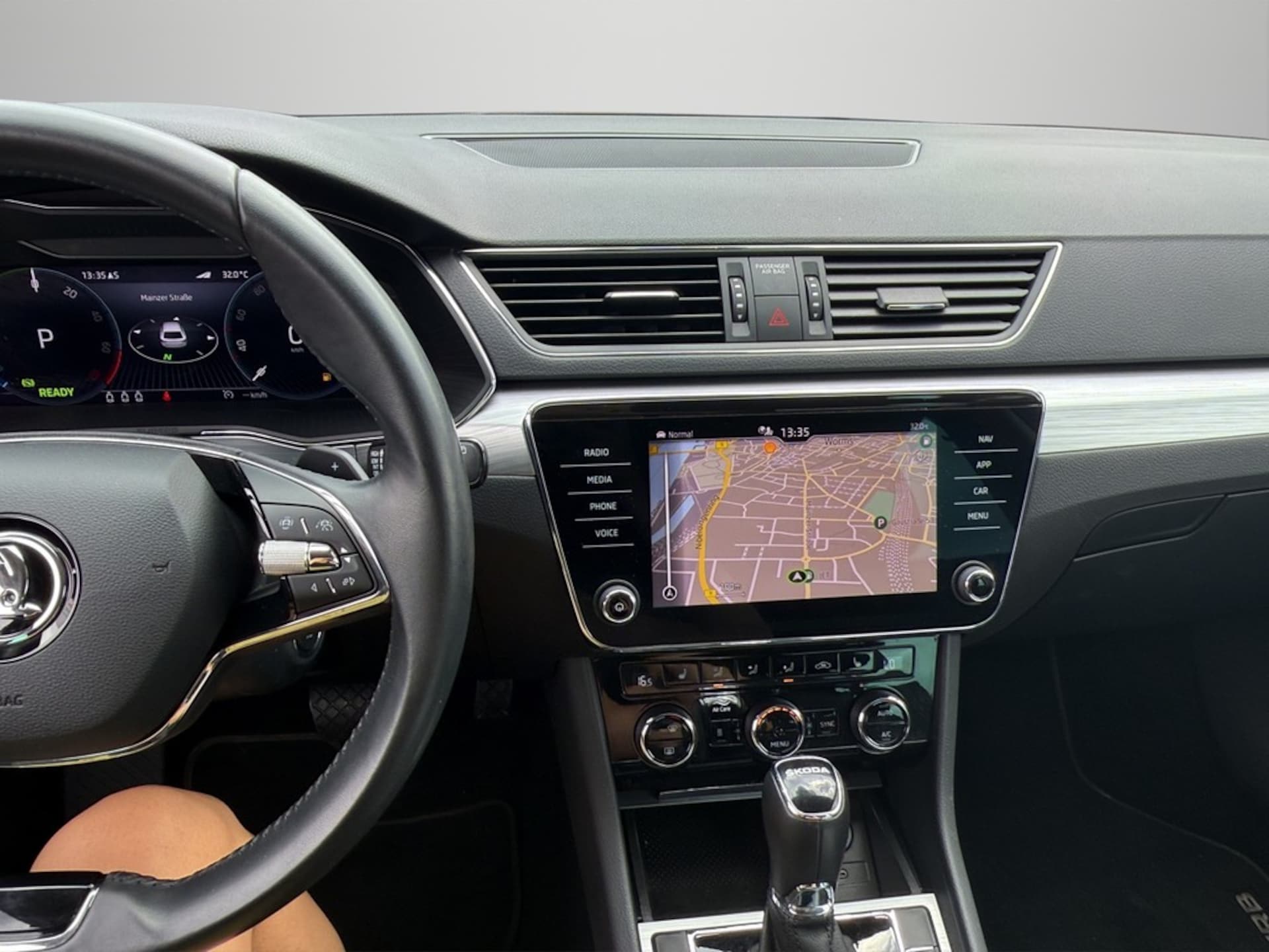 Skoda Superb Combi Ambition