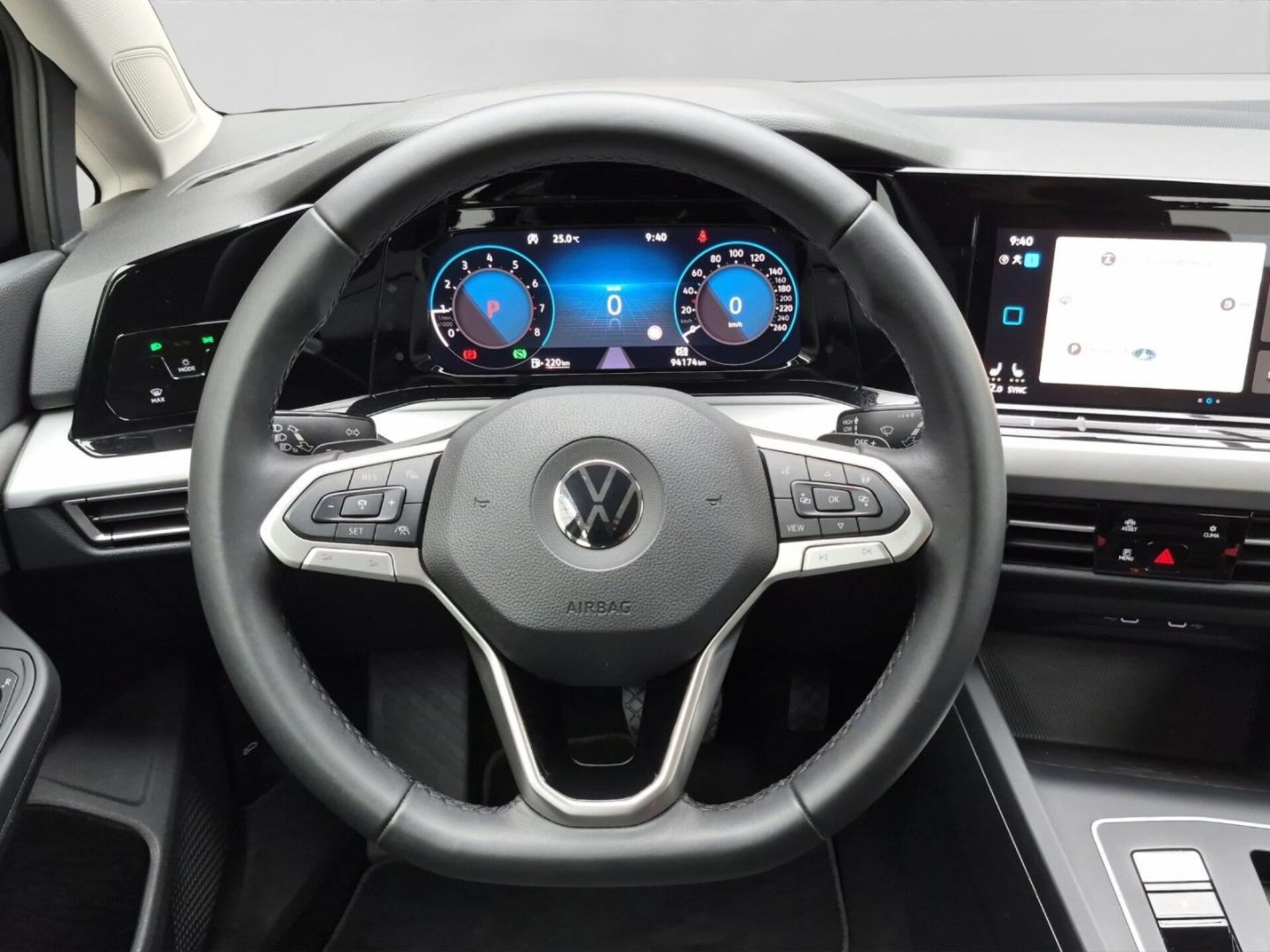 Volkswagen Golf Variant Life