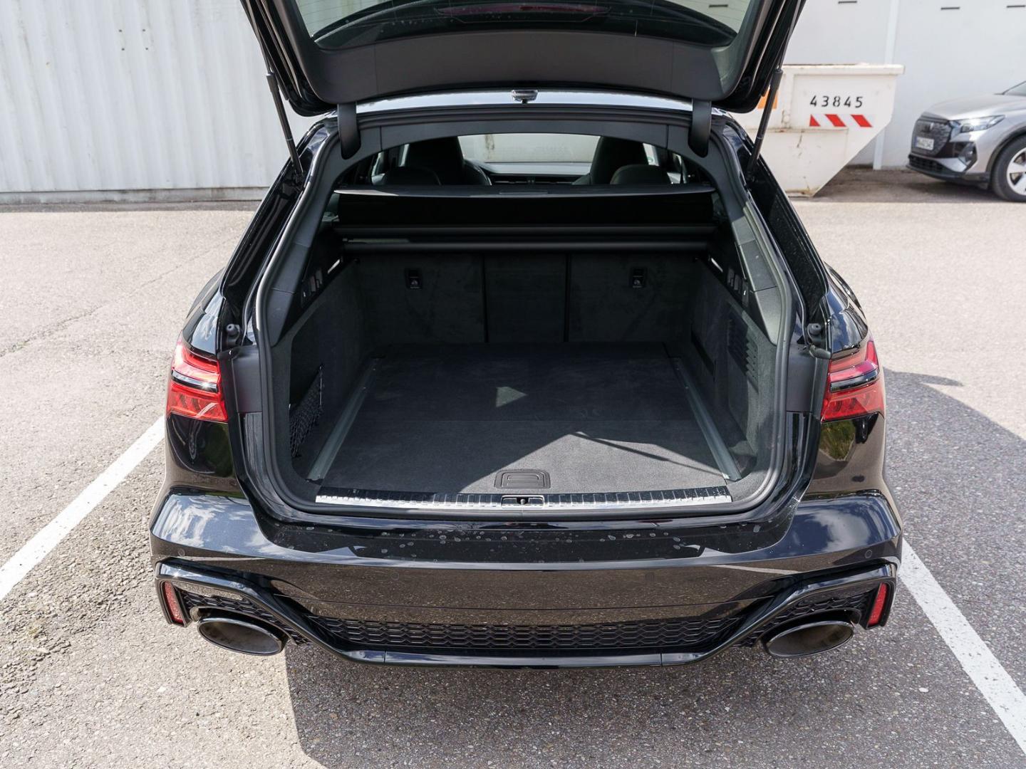 Image about Audi RS 6 Avant performance quattro tiptronic