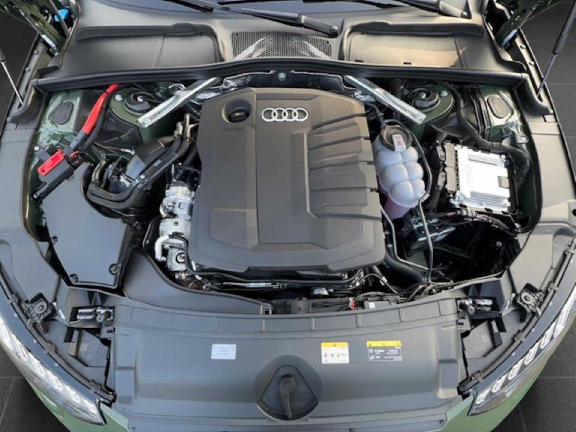 Audi A4 Avant S line