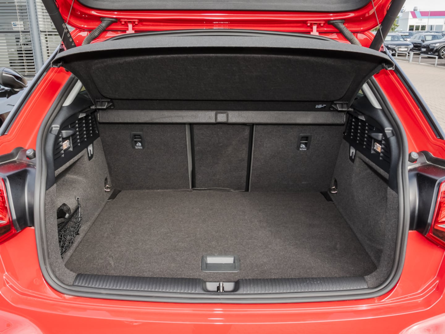 Bild über Audi Q2 advanced 35 TFSI S tronic - für weitere Informationen kontaktieren Sie den Audi Partner