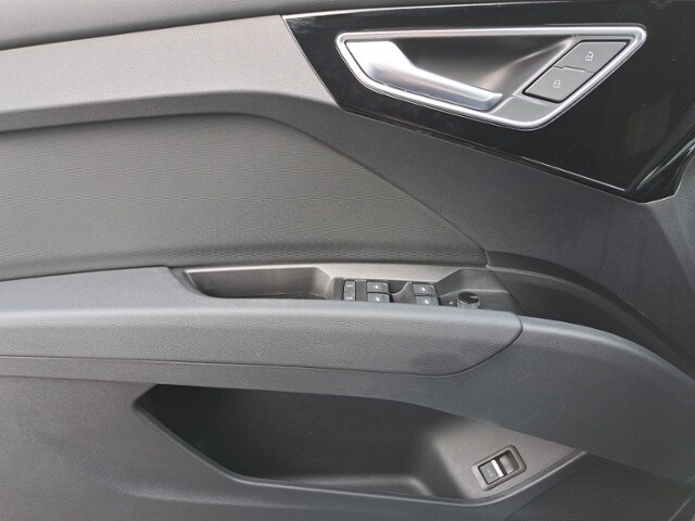 Image about Audi Q4 e-tron 35 e-tron