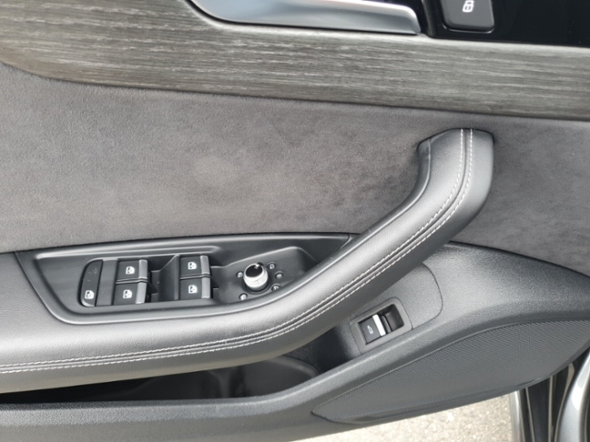 Audi A4 Avant S line