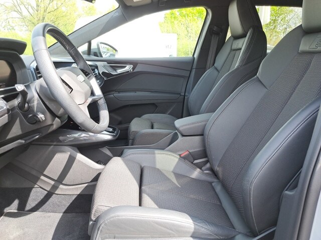 Image about Audi Q4 e-tron 35 e-tron
