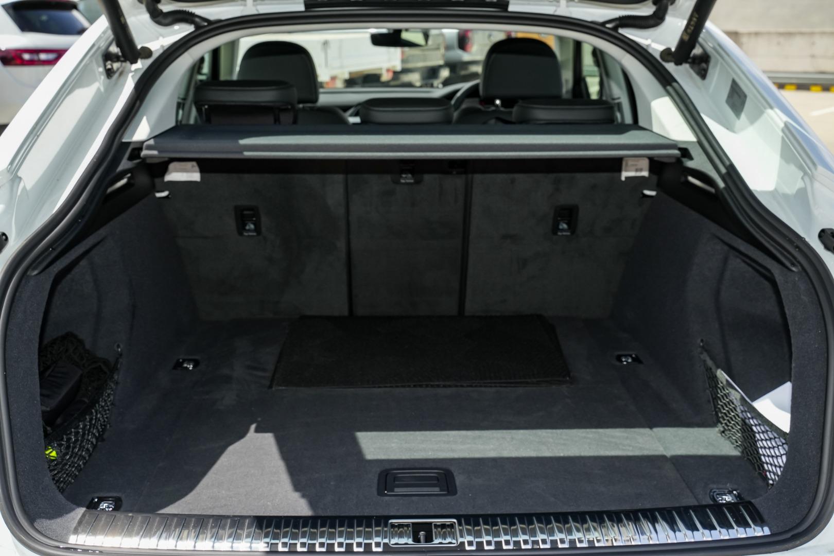 Audi Q8 Sportback e-tron