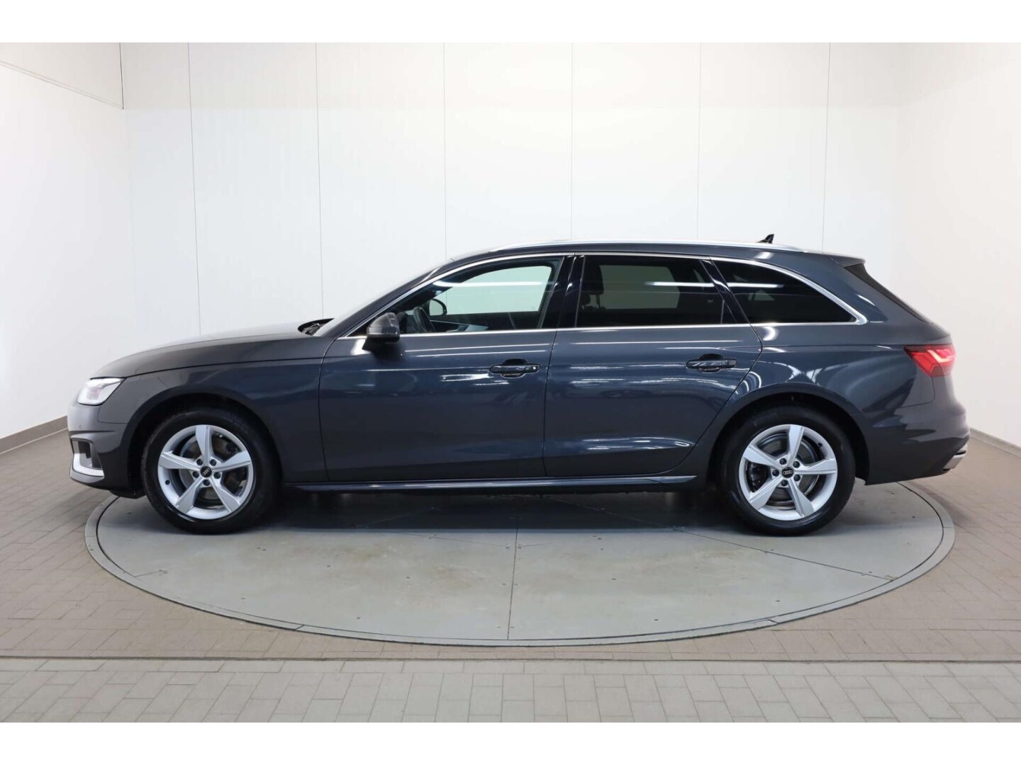 Image about Audi A4 Avant 35 TFSI S tronic