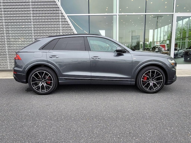 2023 Audi Q8