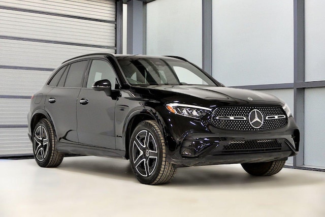2025 Mercedes-Benz GLC 300