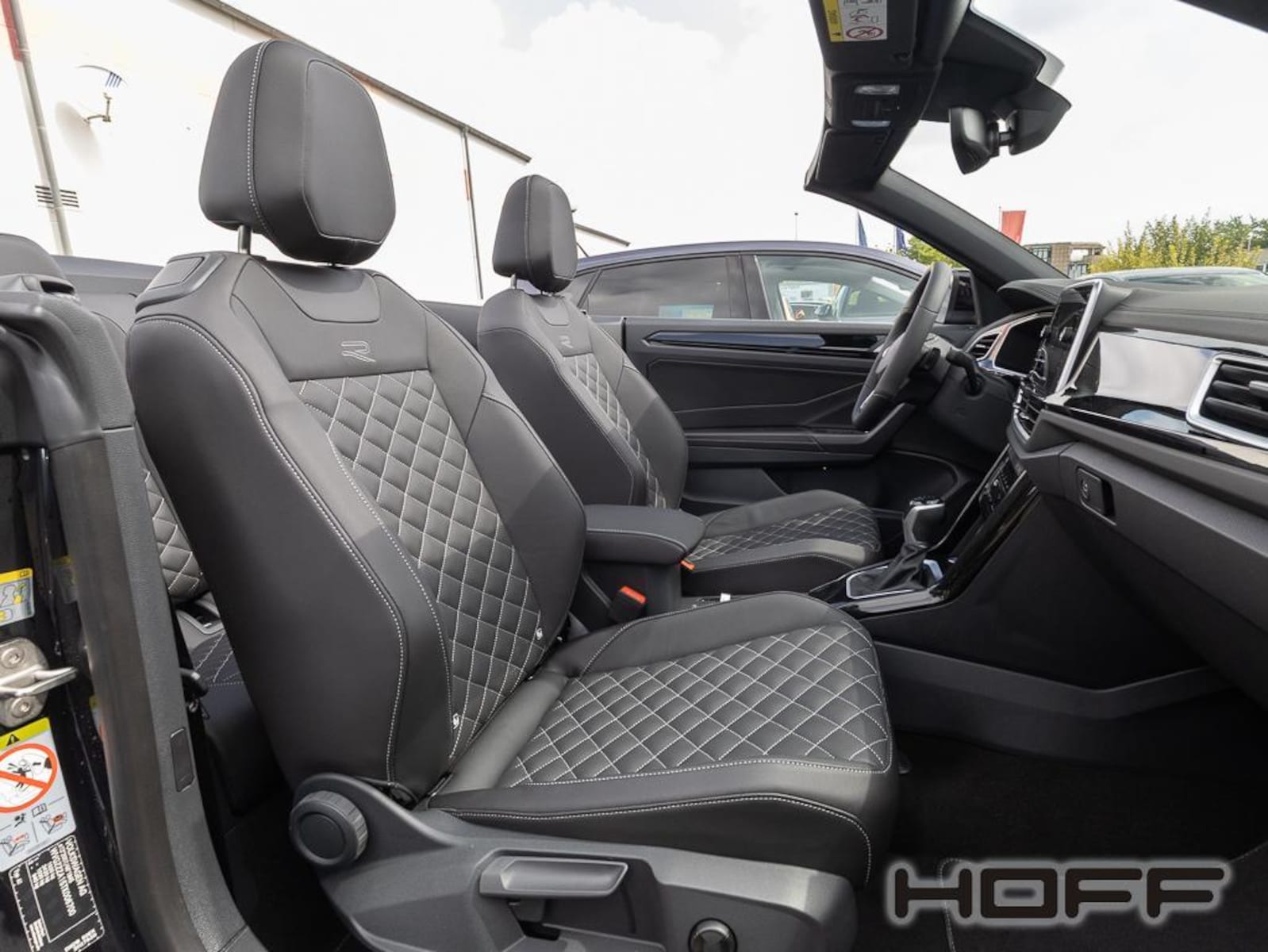 Volkswagen T-Roc Cabriolet – Bild 11