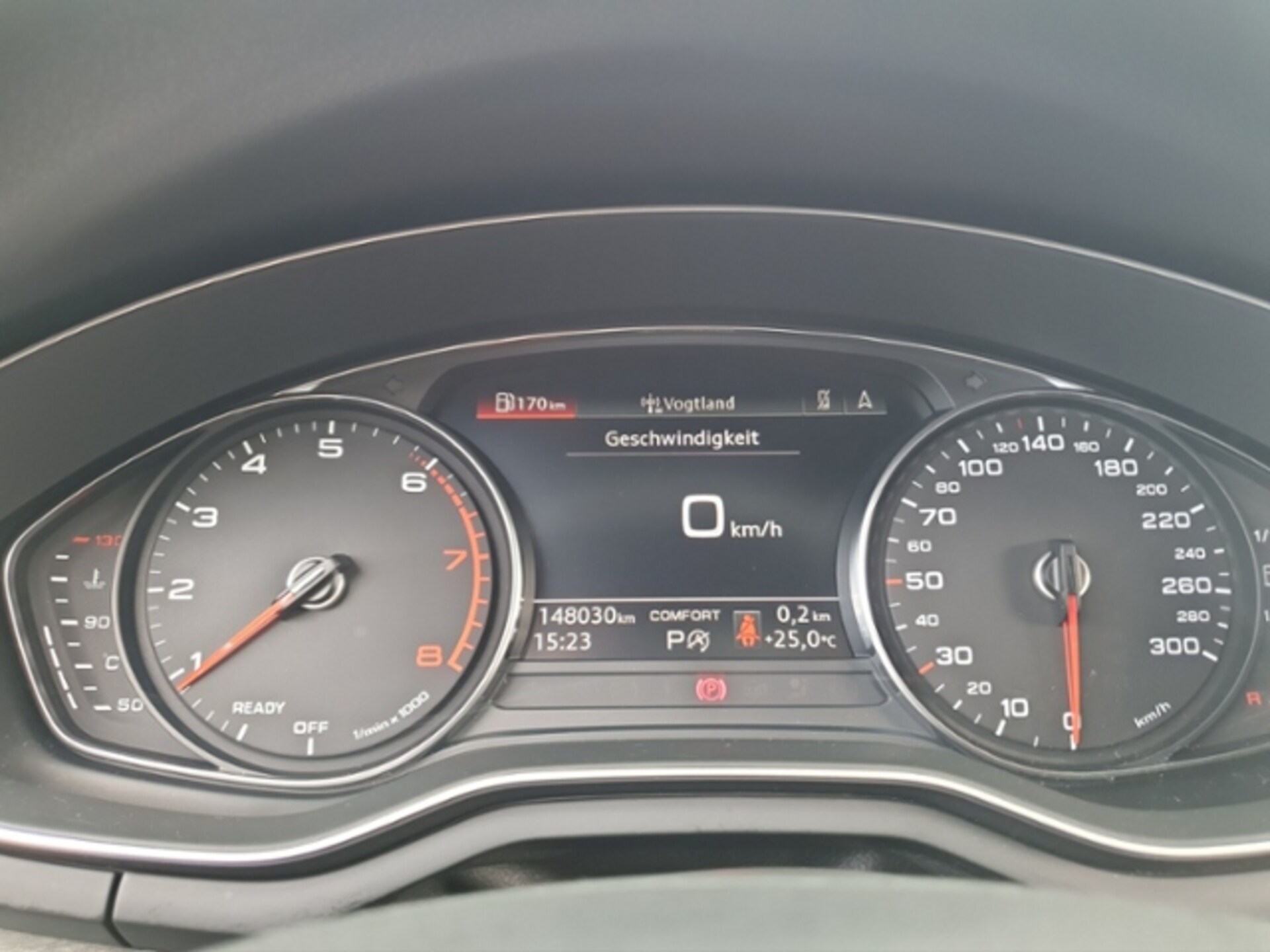 Audi A4 Avant S line