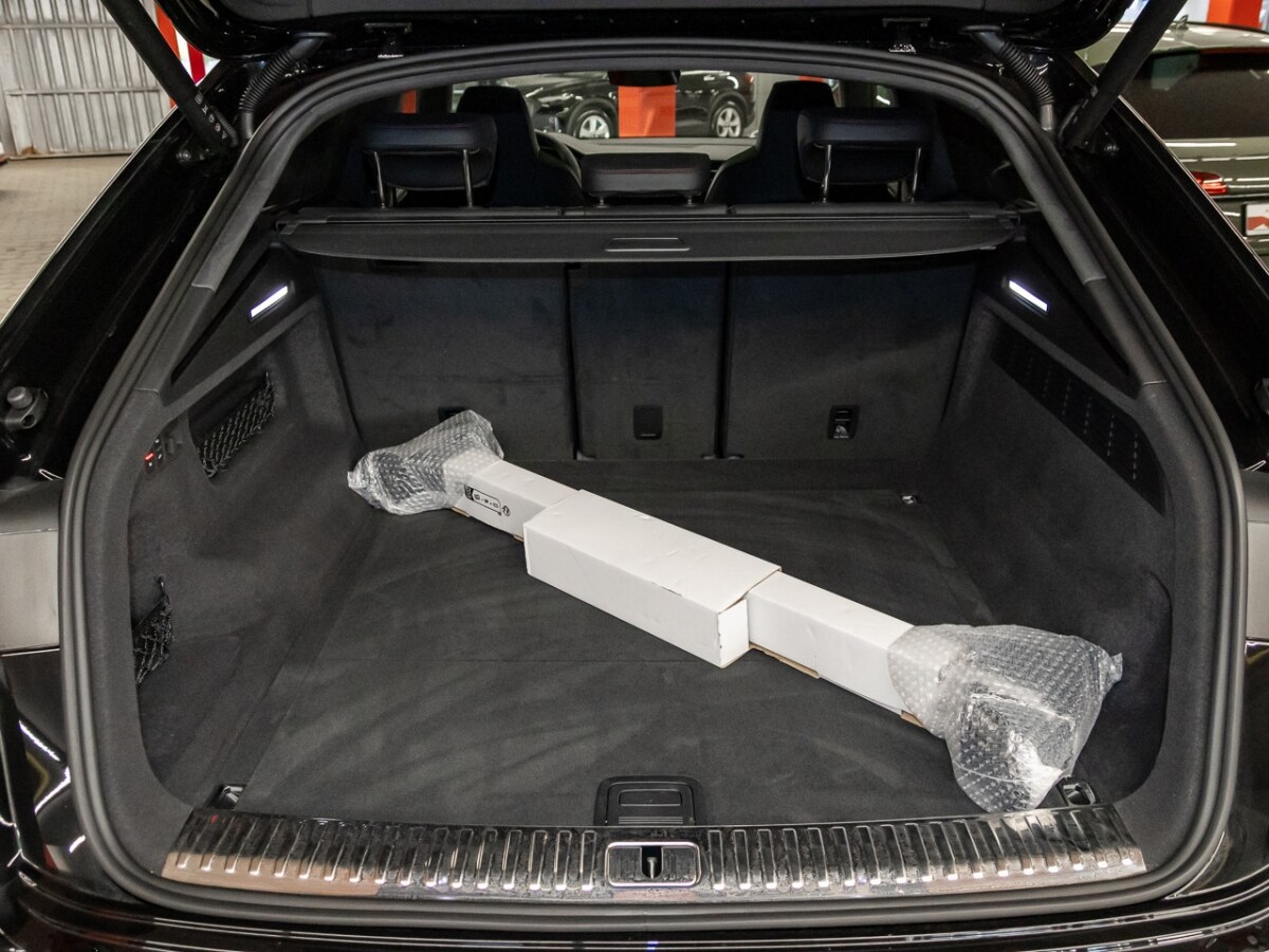 Image about Audi RS Q8 SUV RS Q8 SUV performance 471(640) kW(PS) tiptronic