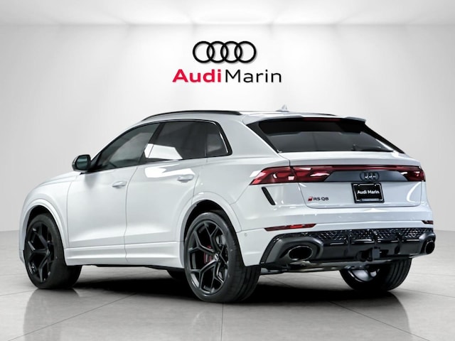 2026 Audi RS Q8 SUV performance