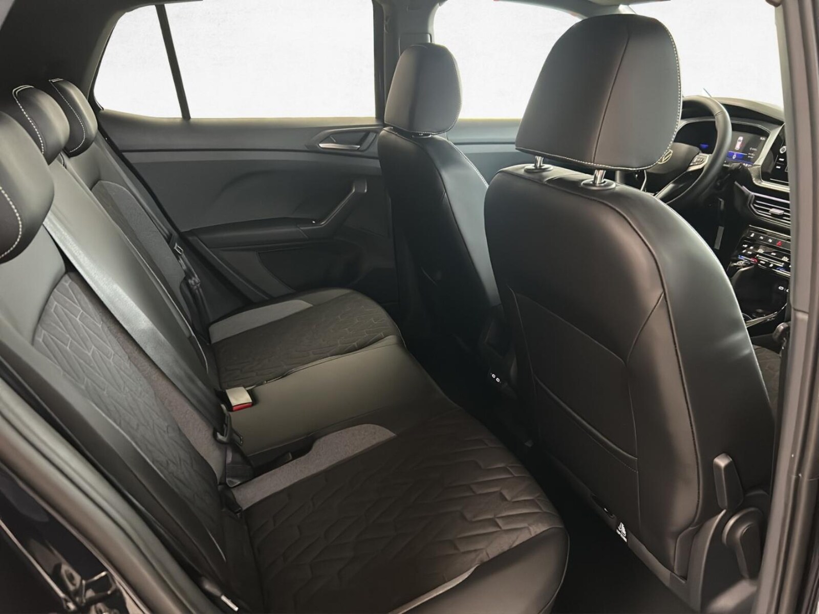 Volkswagen T-Cross – Bild 10